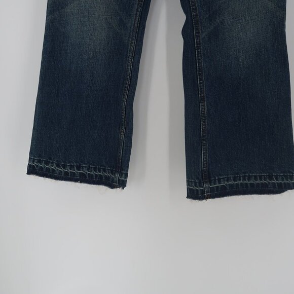 Free People Women's Slight Flare Jeans Size Waist 26 Inseam 26 Distressed Hem FF - Picture 3 of 5